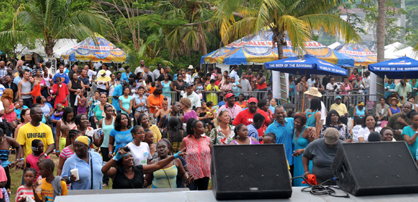 Kalik Festival_Crowd 1