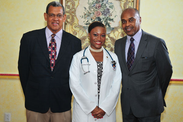 Dr.-Ren-Holness_-professor-of-neurosurgery_-Dr.-Krista-Nottage-and-Dr.-Robin-Roberts_-director-of-UWI-SCMR