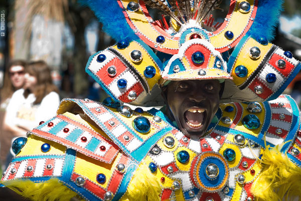 bahamas-samurai-junkanoo-festival