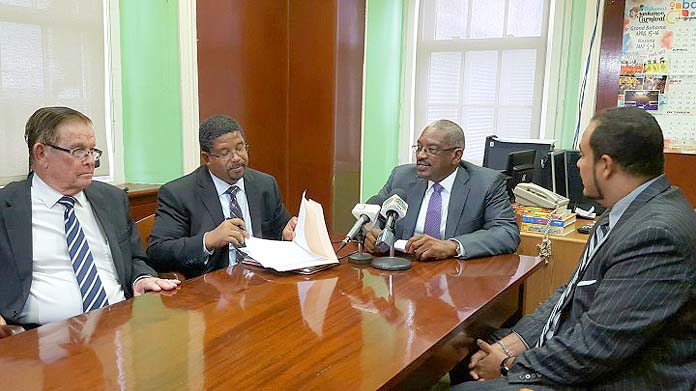 Minnis hold press conference this morning with smaller opposition team.