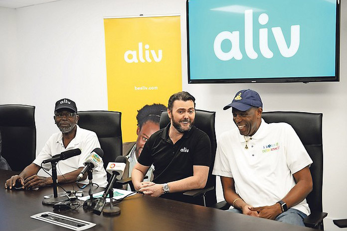 Aliv network goes dead at Mall At Marathon.