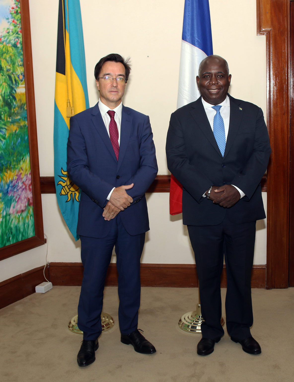 The French Ambassador calls on PM Davis