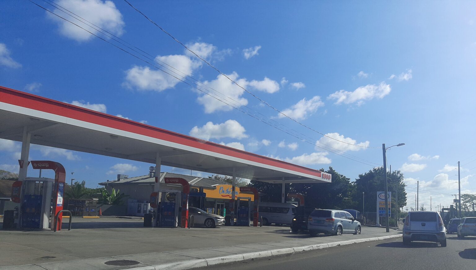 Gas dealers Cartel has tricked yinner again! STATIONS NEVER CLOSED AS