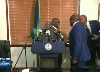 PRIME MINISTER DAVIS AND CABINET PRESSER ON GRAND BAHAMA