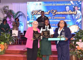 Outstanding Students Honoured at National Examinations Awards Ceremony