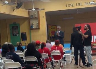 Rick Fox struggles to attract 15 supporters in Garden Hills meeting – HE AND THE FNM WILL LEARN BAHAMIANS!