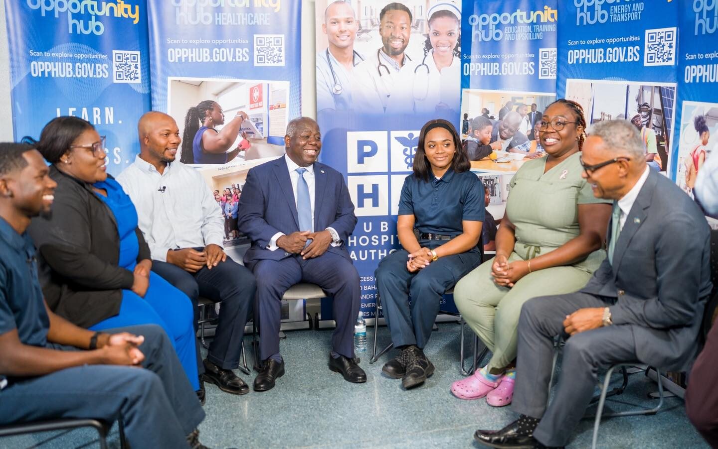 PM Davis at PHA Academy meeting with trainees at Opportunity Hub, together with Minister Darville