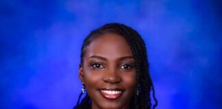 PM Davis congratulates Cat Island UB Valedictorian