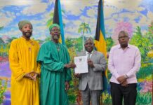 PM Philip Davis meets with members of the Rastafarian community in The Bahamas